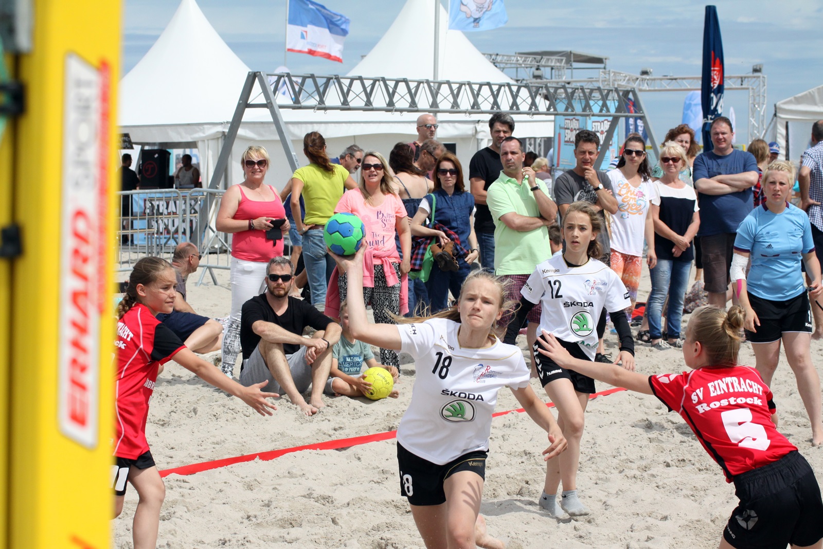 Beachhandball-Junior-Cup Voller Erfolg - HVMV